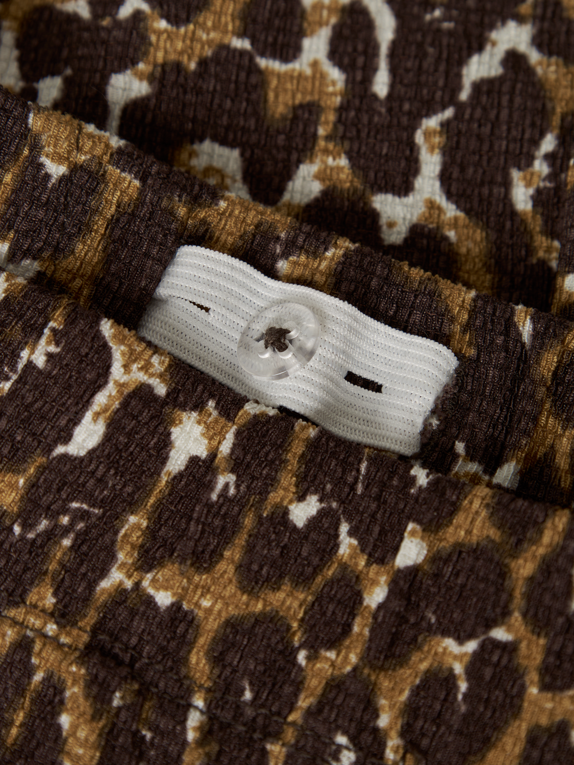 model_shot-front_full